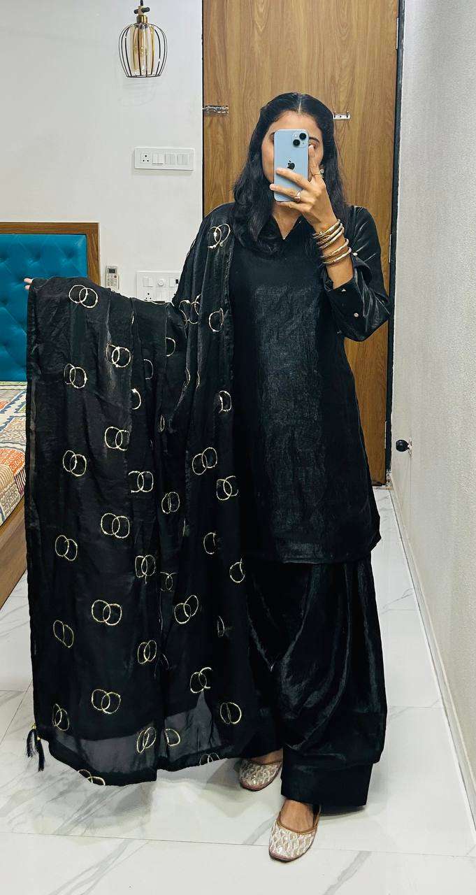 Women's Fendi Silk Solid Muslim Straight Kurti With Pant and Dupatta set - Image 4