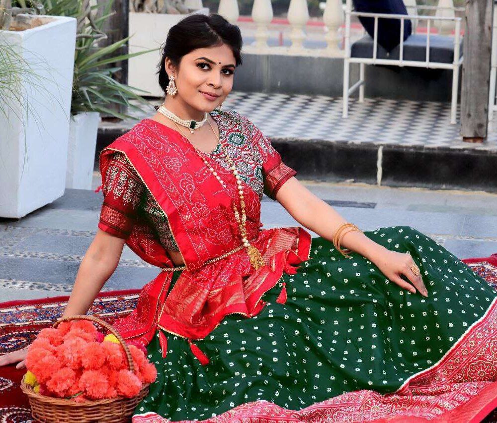 Women's Traditional Bandhani Ghagra Choli with Dupatta ? Navratri & Festive Wear