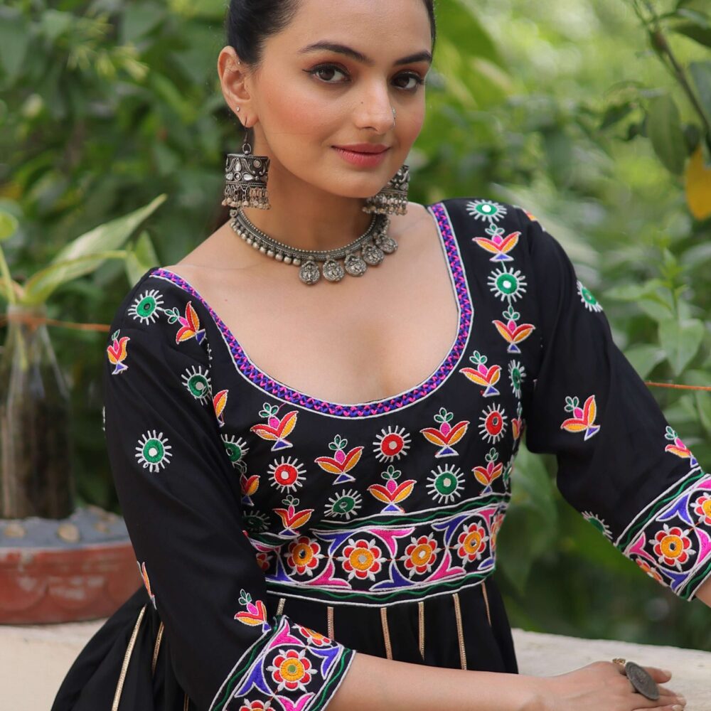 Black Navratri Gown with Multicolour Thread Embroidery & Gota Lace ? Elegant Festive Wear for Women